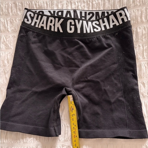 Gymshark Black Athletic Compression Shorts - Picture 2 of 4